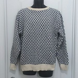Geometric Pattern Sweater. NEW